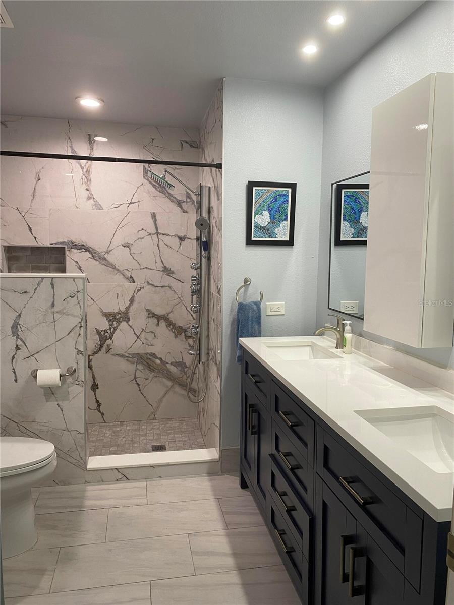 3134 WINDMOOR DR N — photo 25