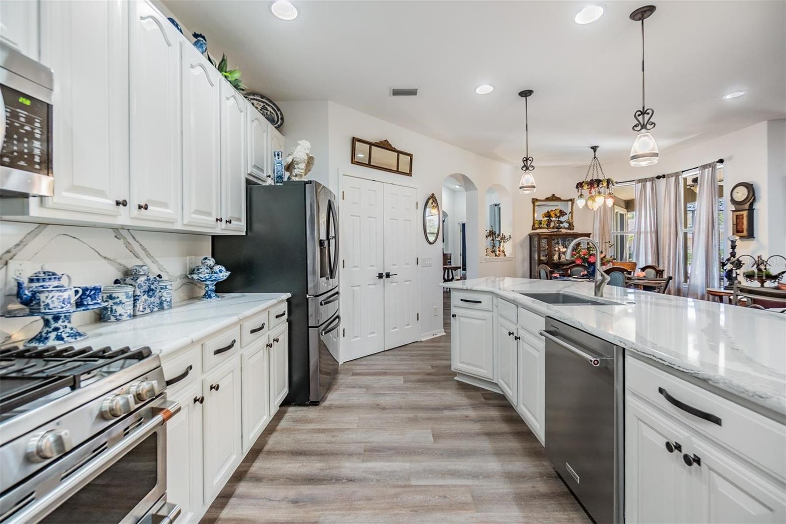 8721 CRYSTAL CREEK CT — photo 9
