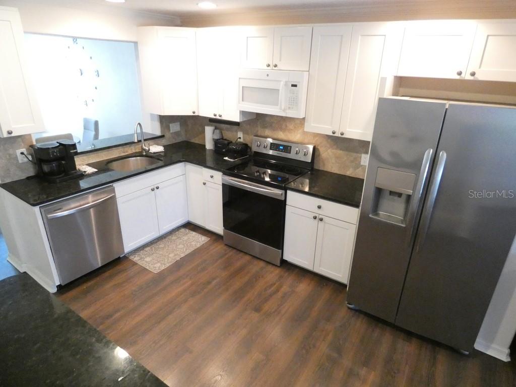 2554 SEA WIND WAY — photo 2