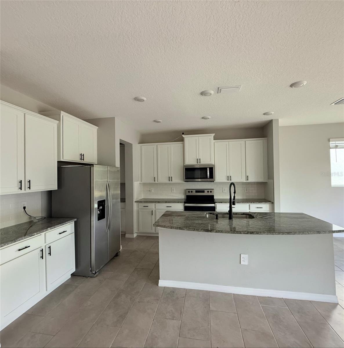 17625 CANTARINA CV — photo 14