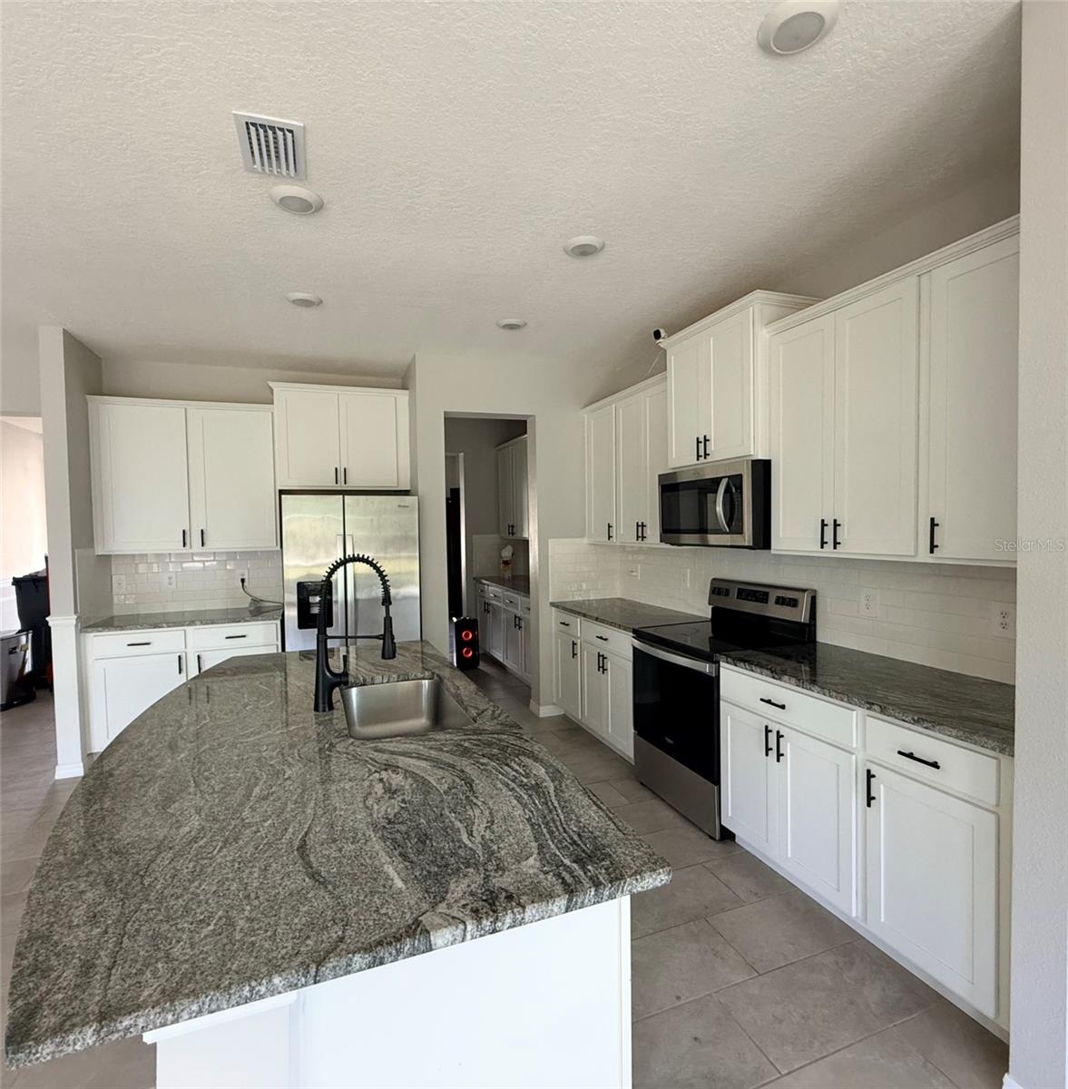 17625 CANTARINA CV — photo 15