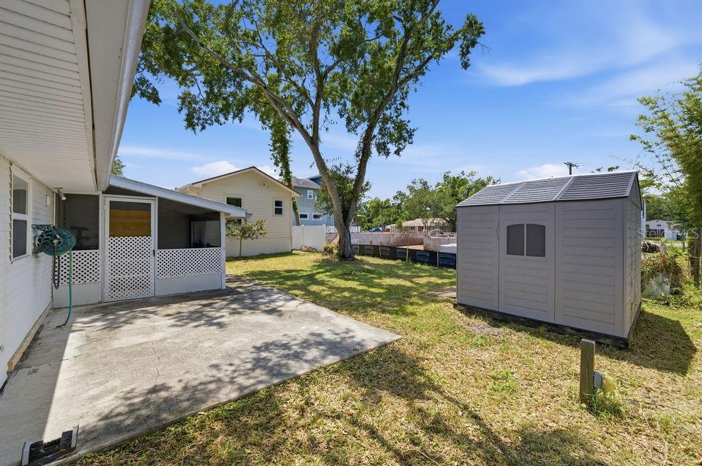 7207 S WEST SHORE BLVD — photo 33