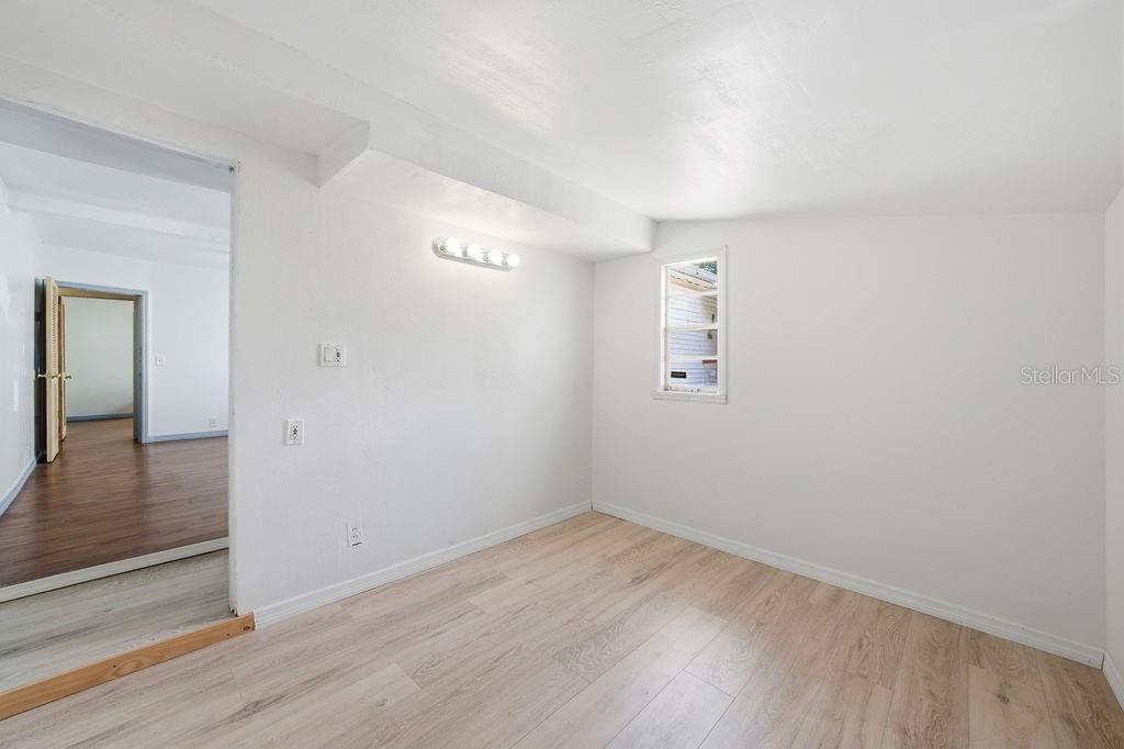 7207 S WEST SHORE BLVD — photo 18