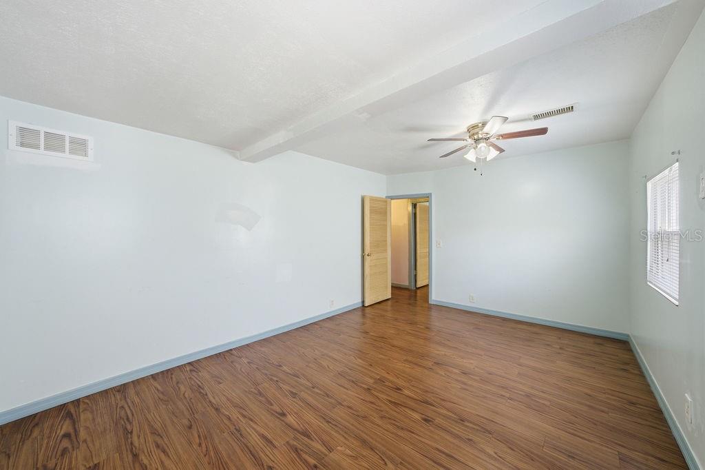 7207 S WEST SHORE BLVD — photo 16