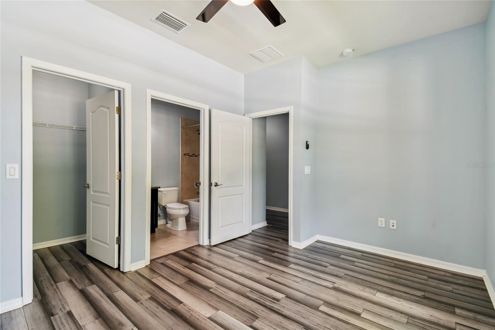 11027 TAHITI ISLE LN — photo 10
