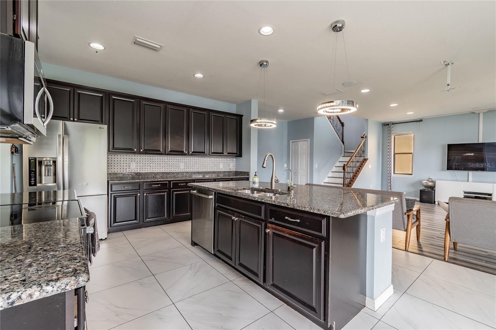 11027 TAHITI ISLE LN — photo 45