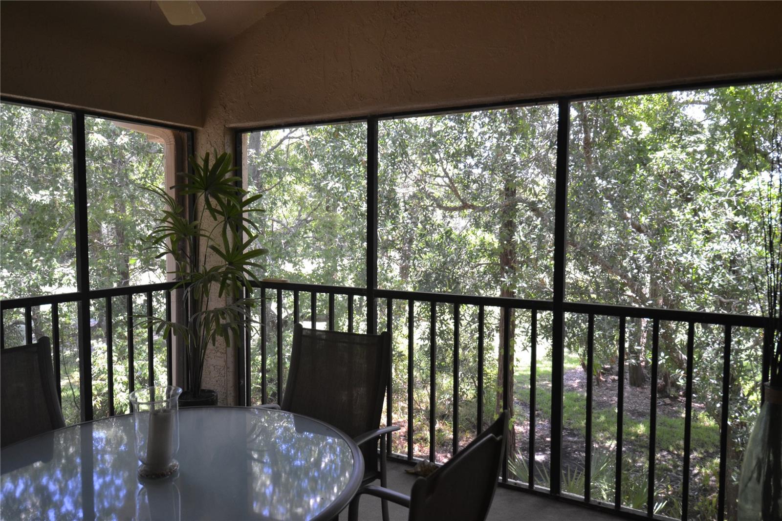 112 LINDSAY LN — photo 41