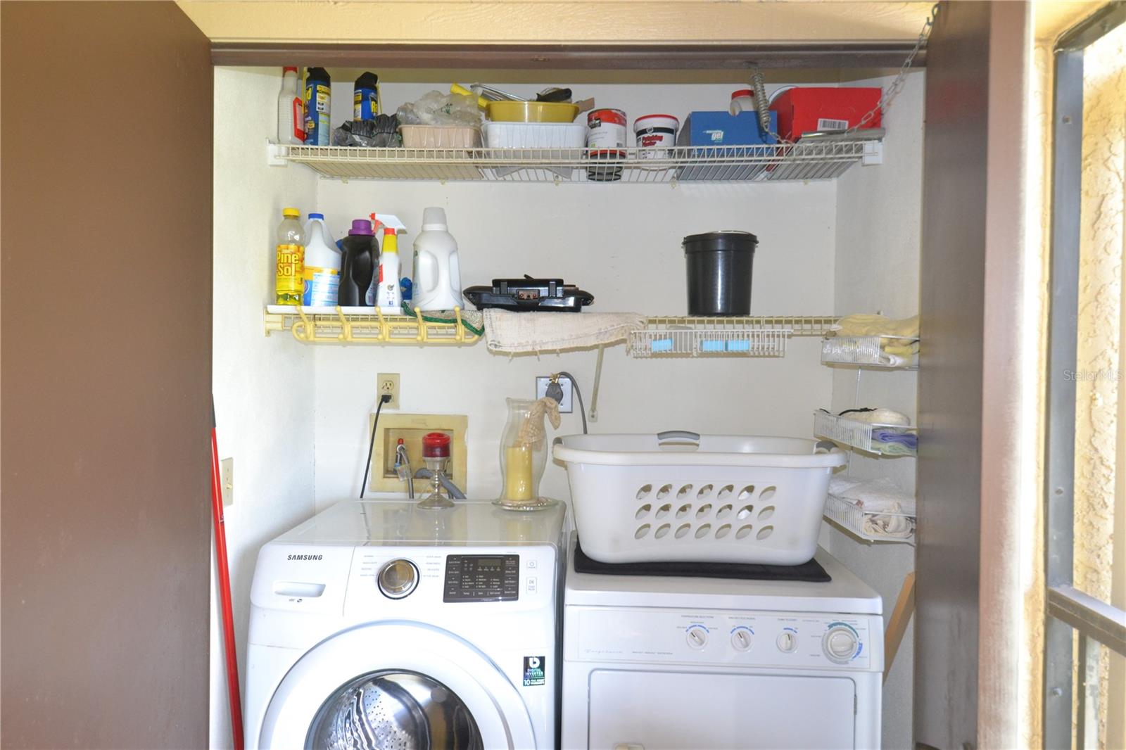 112 LINDSAY LN — photo 31