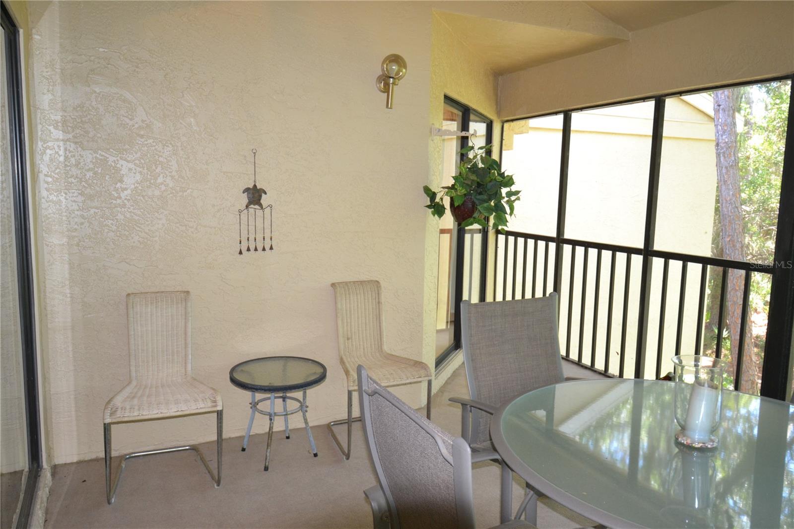 112 LINDSAY LN — photo 44