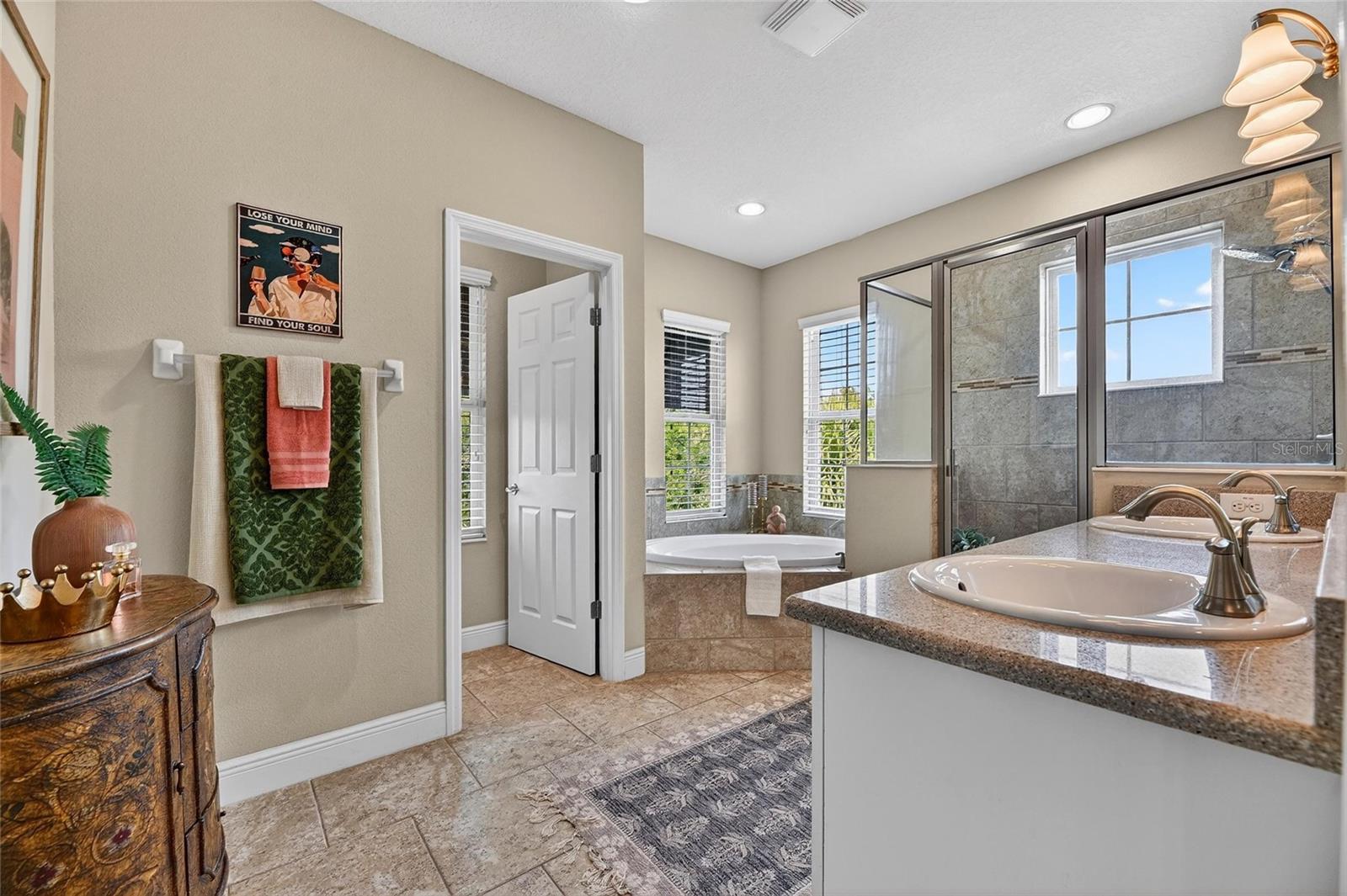 508 WINTERSIDE DR — photo 47