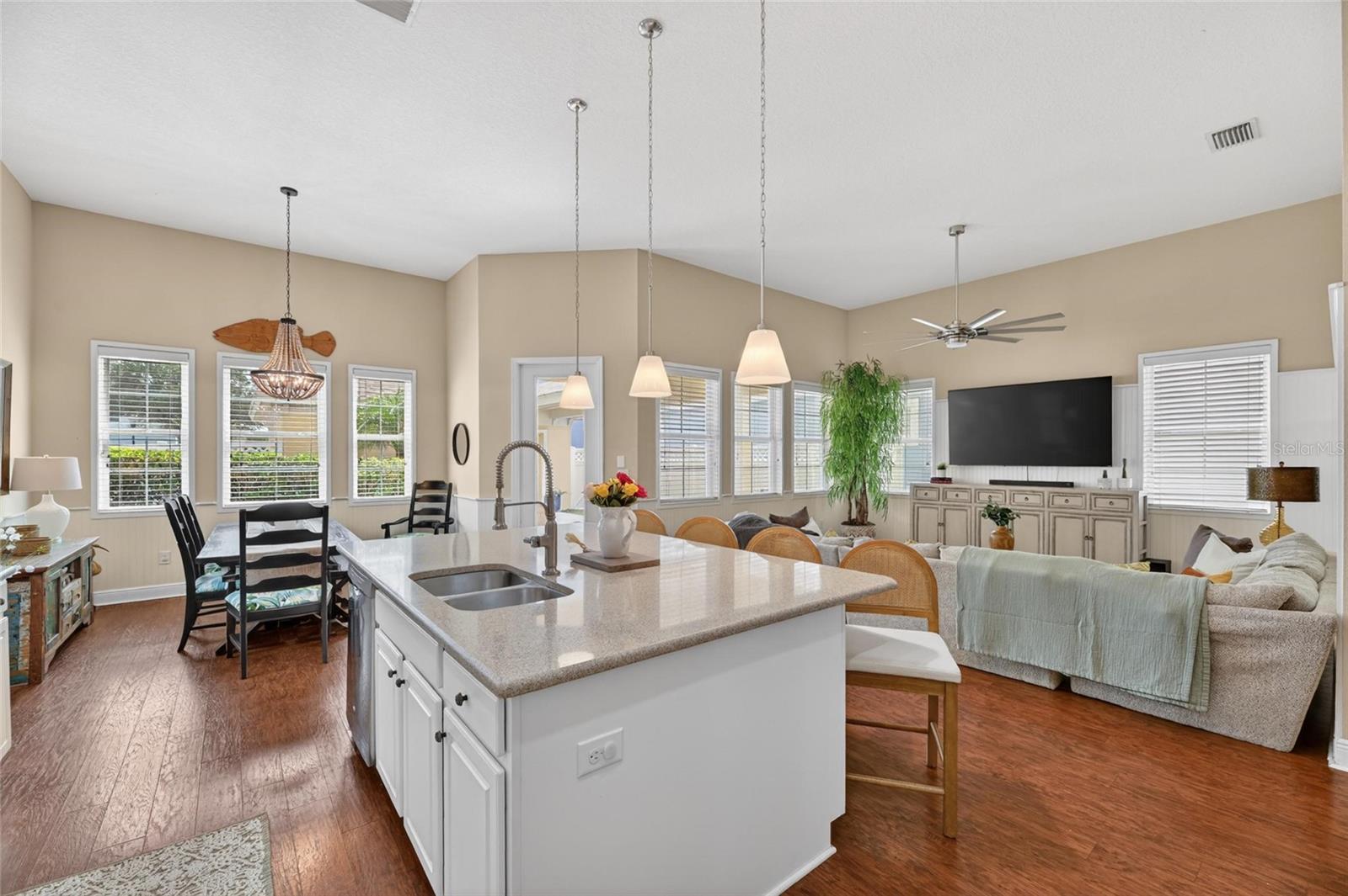 508 WINTERSIDE DR — photo 23