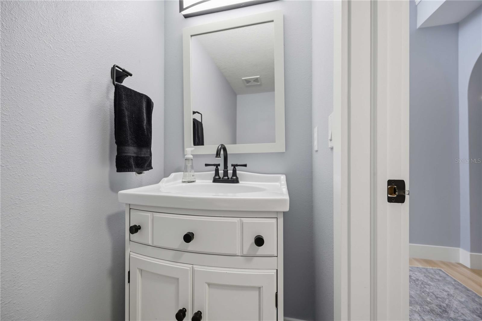 1681 DAWNVIEW ST — photo 30