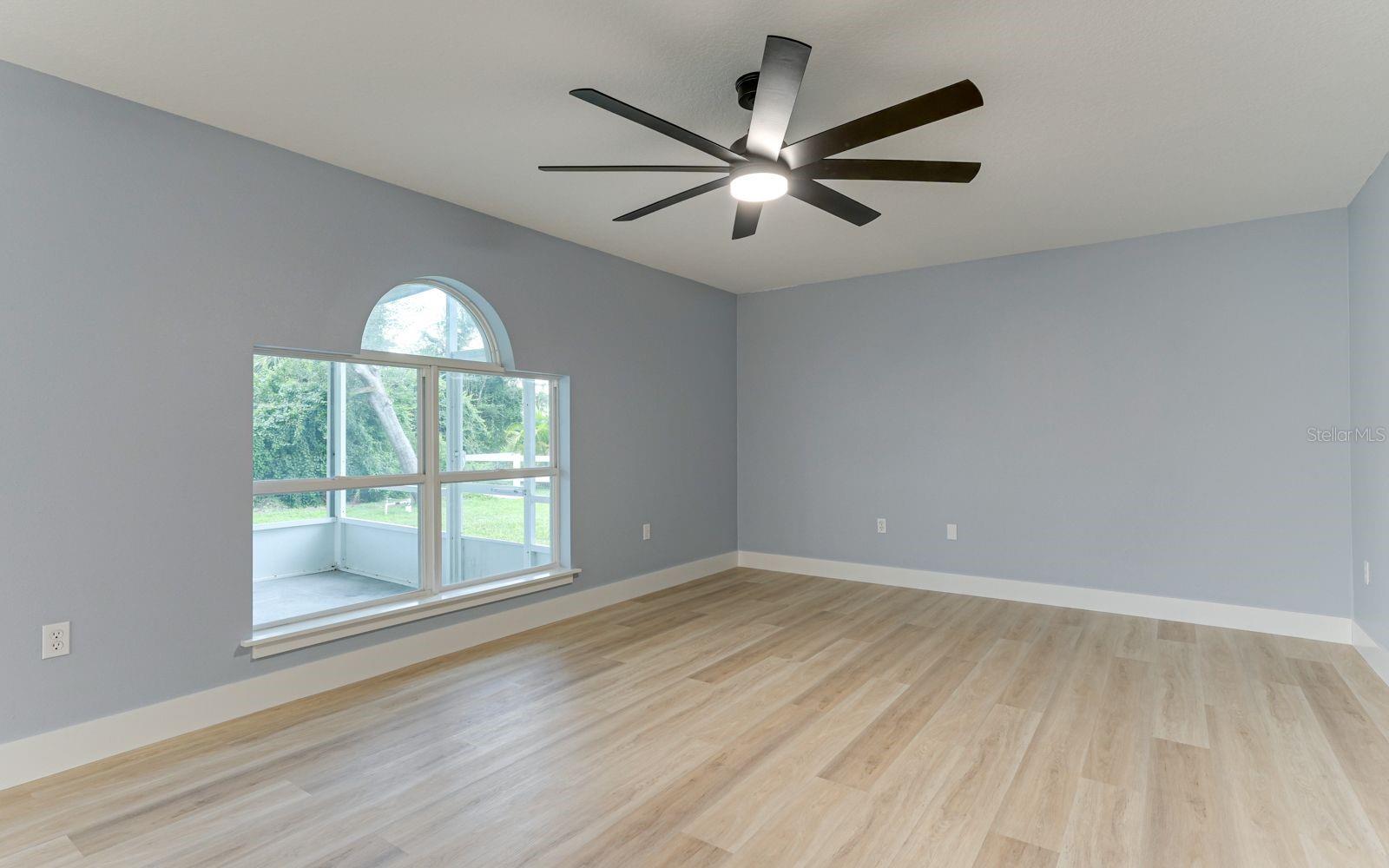 1681 DAWNVIEW ST — photo 27