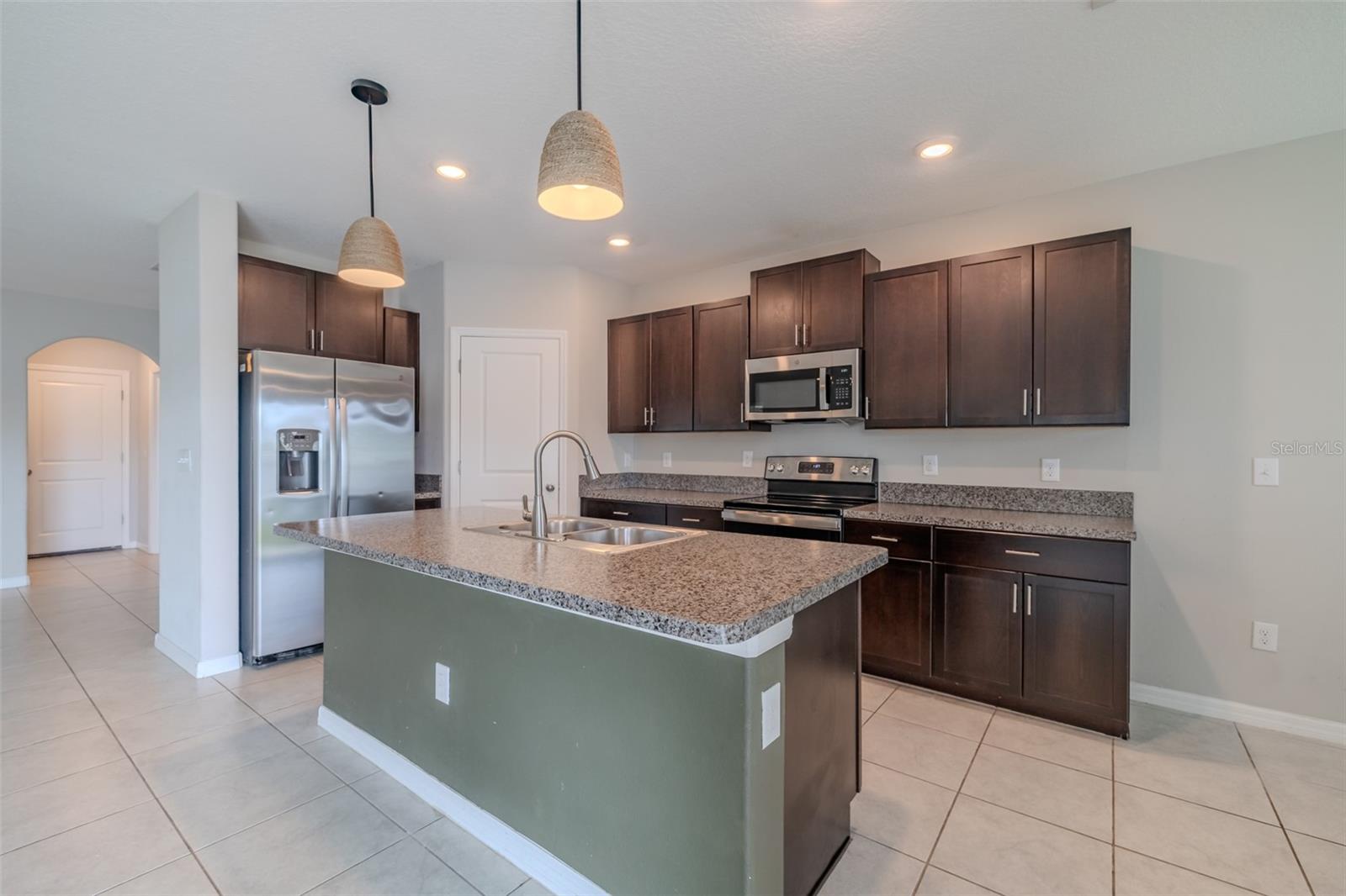 4712 RON EDDIE — photo 14