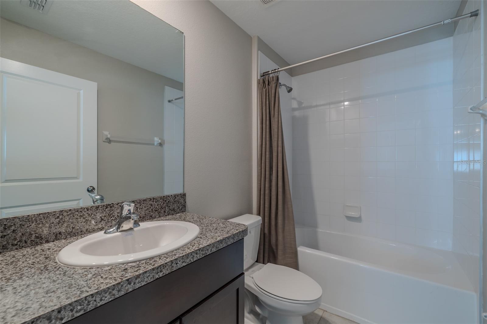 4712 RON EDDIE — photo 30