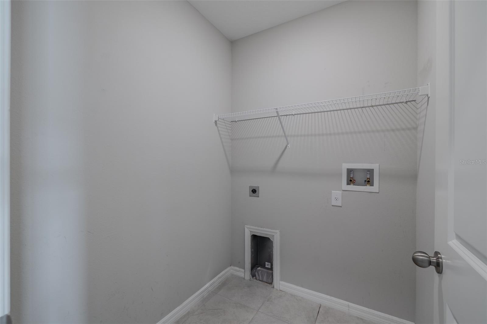 4712 RON EDDIE — photo 20