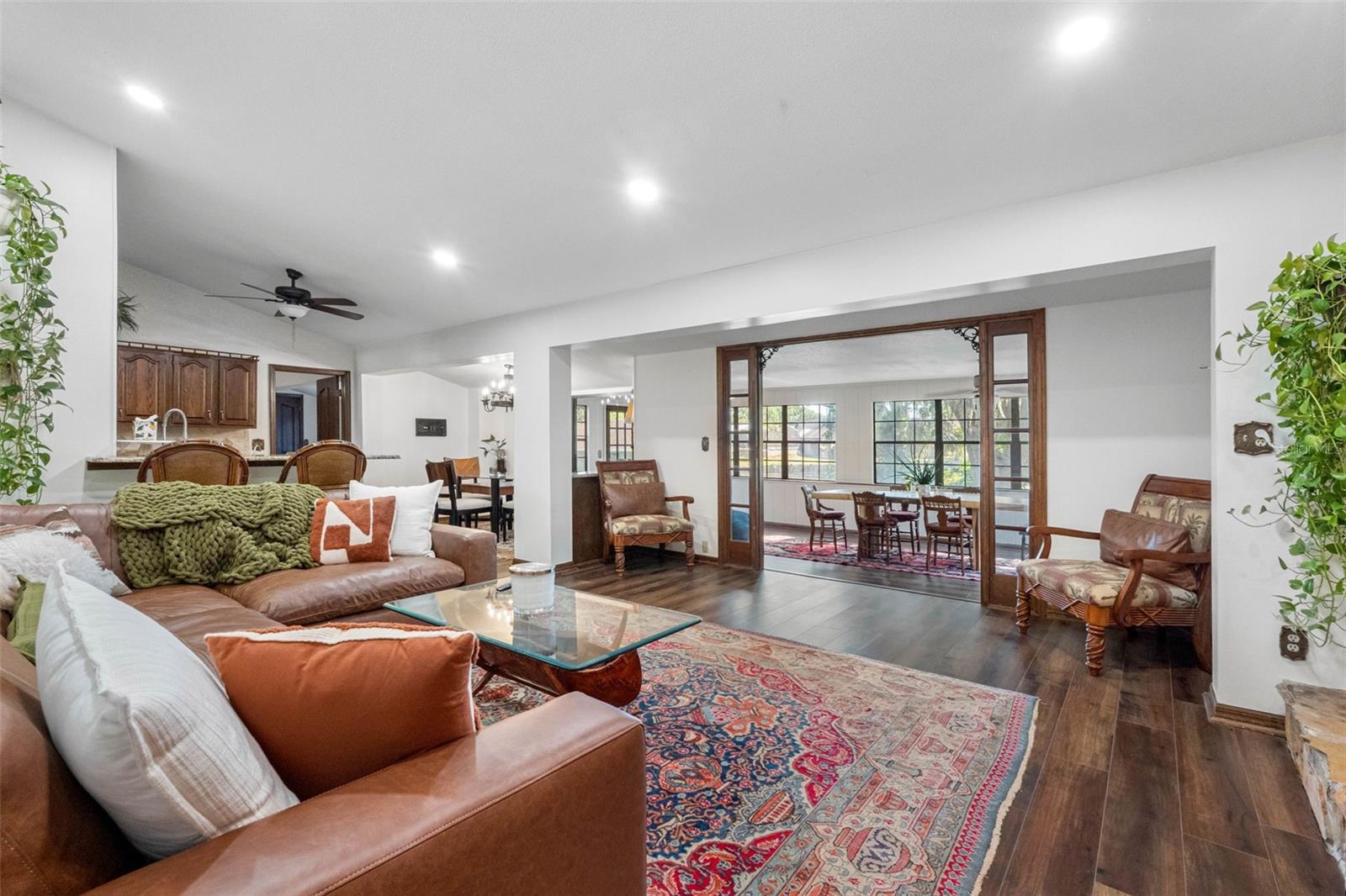 11109 WINN RD — photo 18
