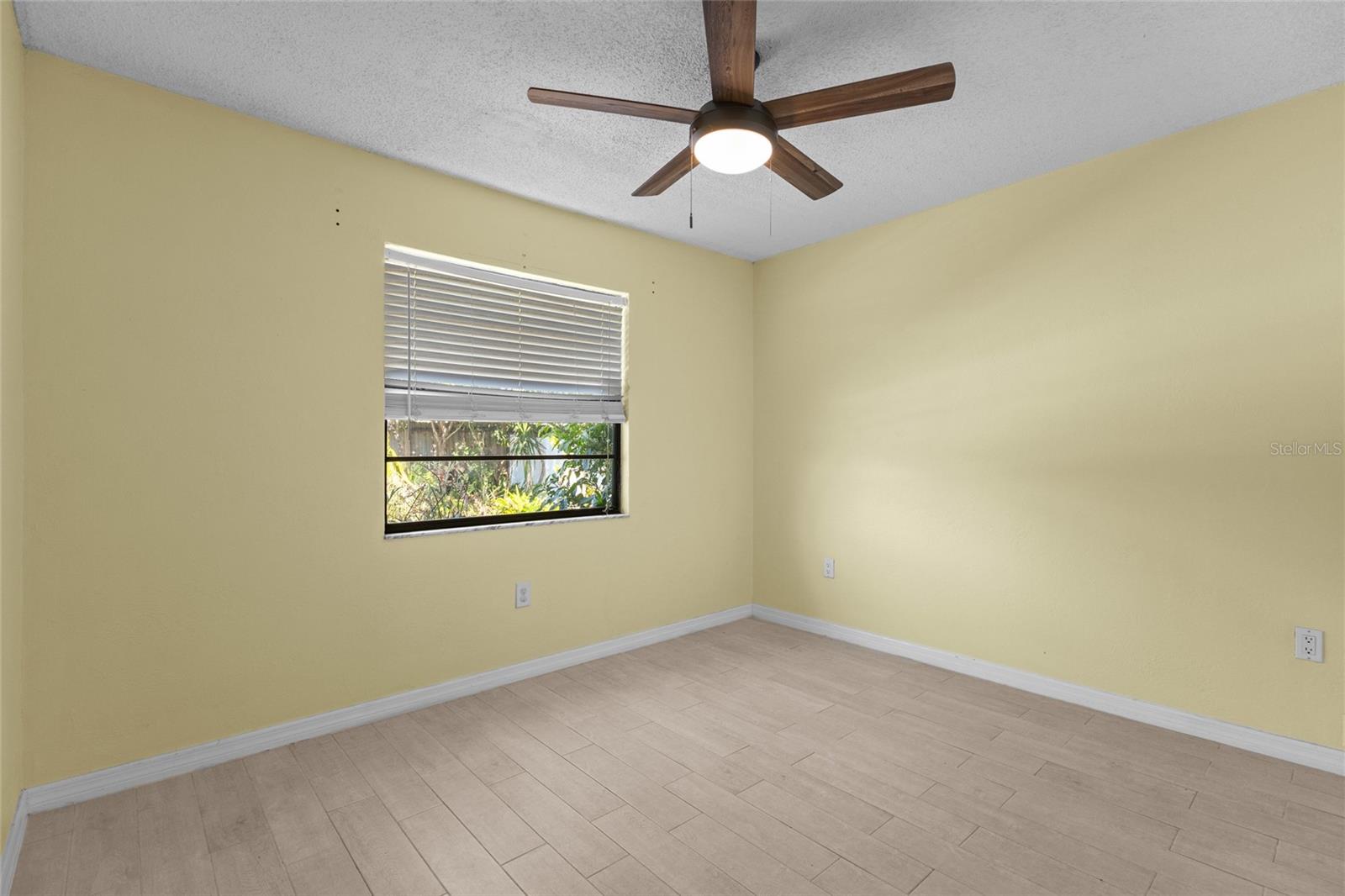 6609 MAUNA LOA BLVD — photo 26
