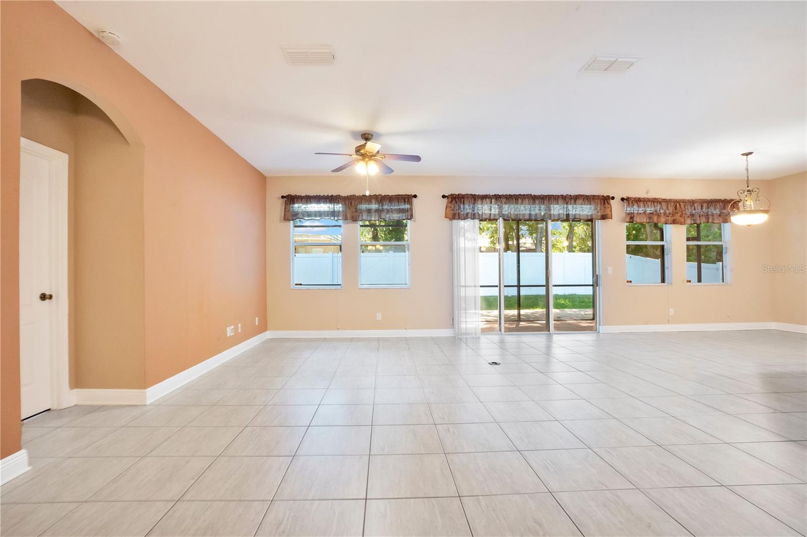 2210 VALTERRA VISTA WAY — photo 6