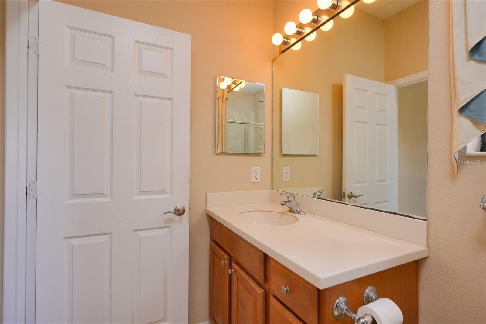 4015 OVERTURE CIR #314 — photo 39