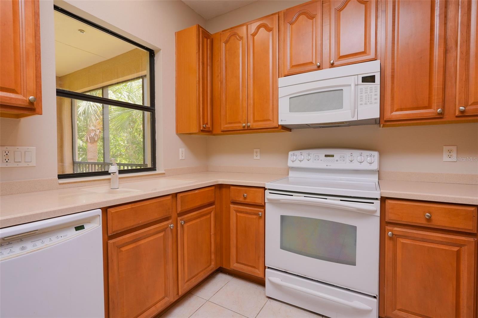 4015 OVERTURE CIR #314 — photo 24