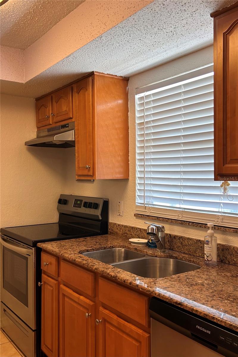 972 LA COSTA CIR #3 — photo 8