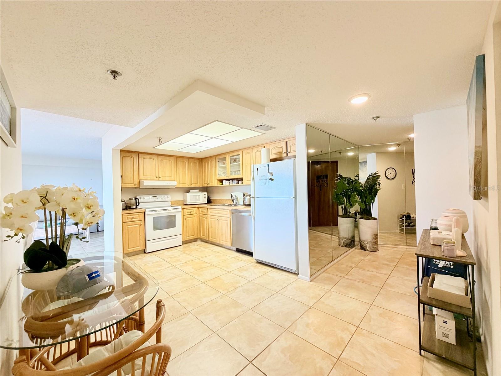 7430 SUNSHINE SKYWAY LN S #501 — photo 8