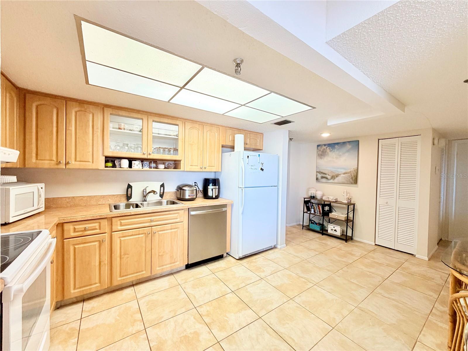 7430 SUNSHINE SKYWAY LN S #501 — photo 10