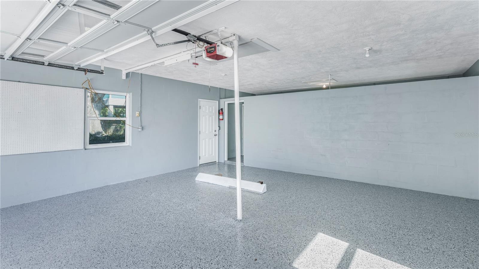 4725 DEL RIO WAY S — photo 40