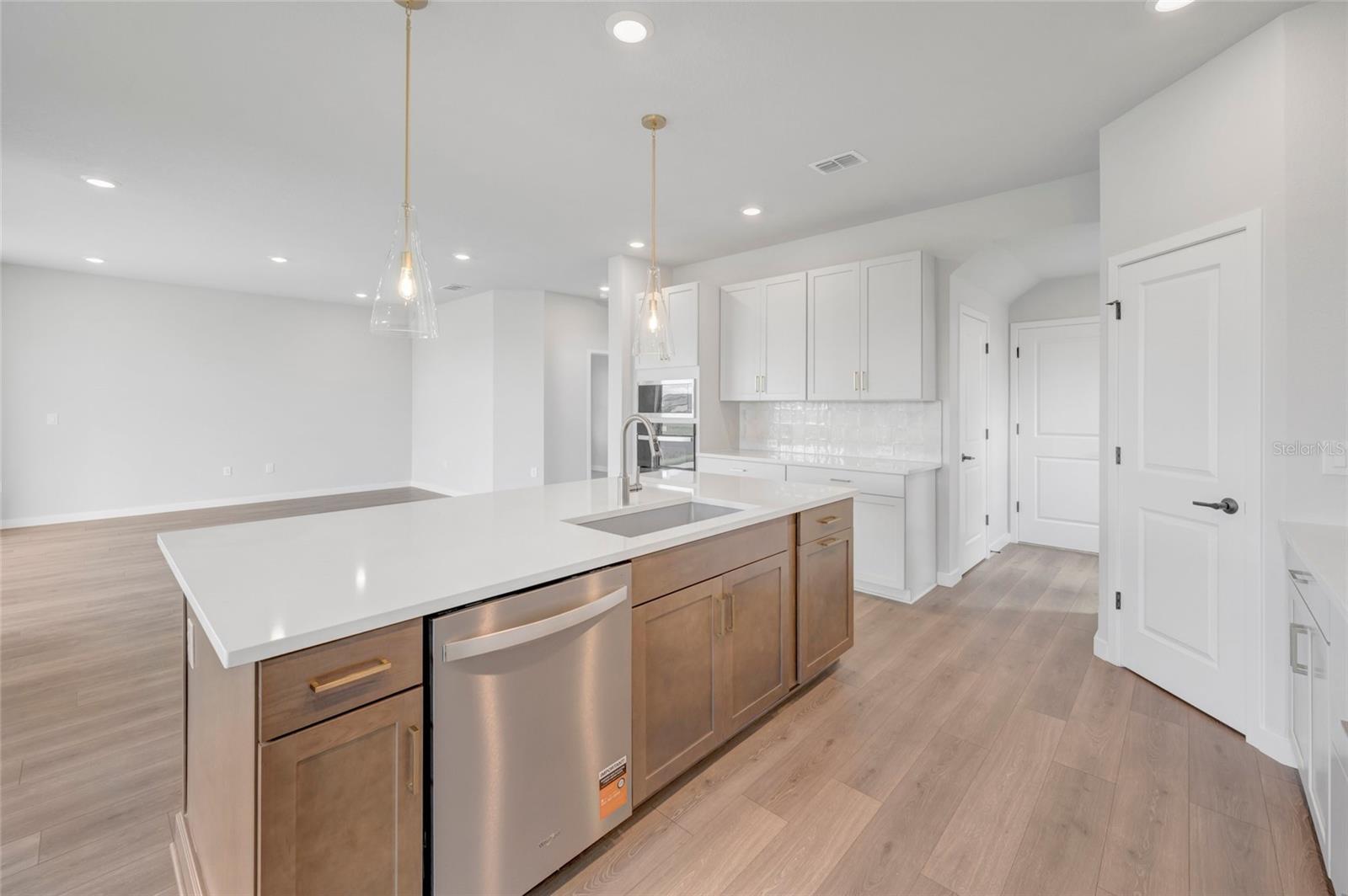 5182 CREEK SAND DR — photo 5