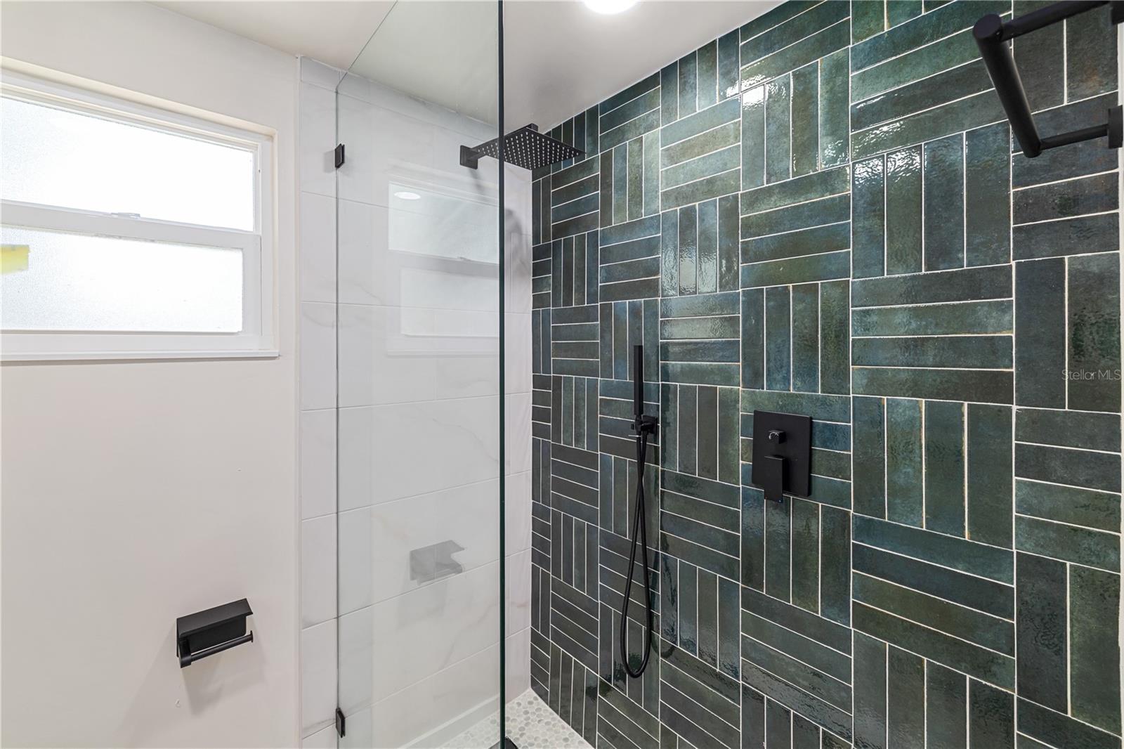 2436 GOLDENROD ST — photo 43