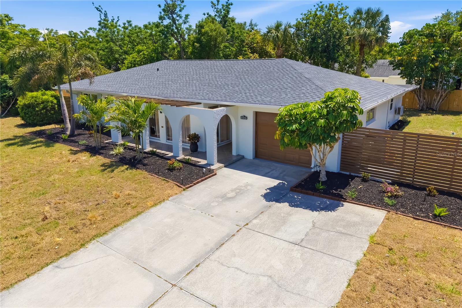 2436 GOLDENROD ST — photo 3