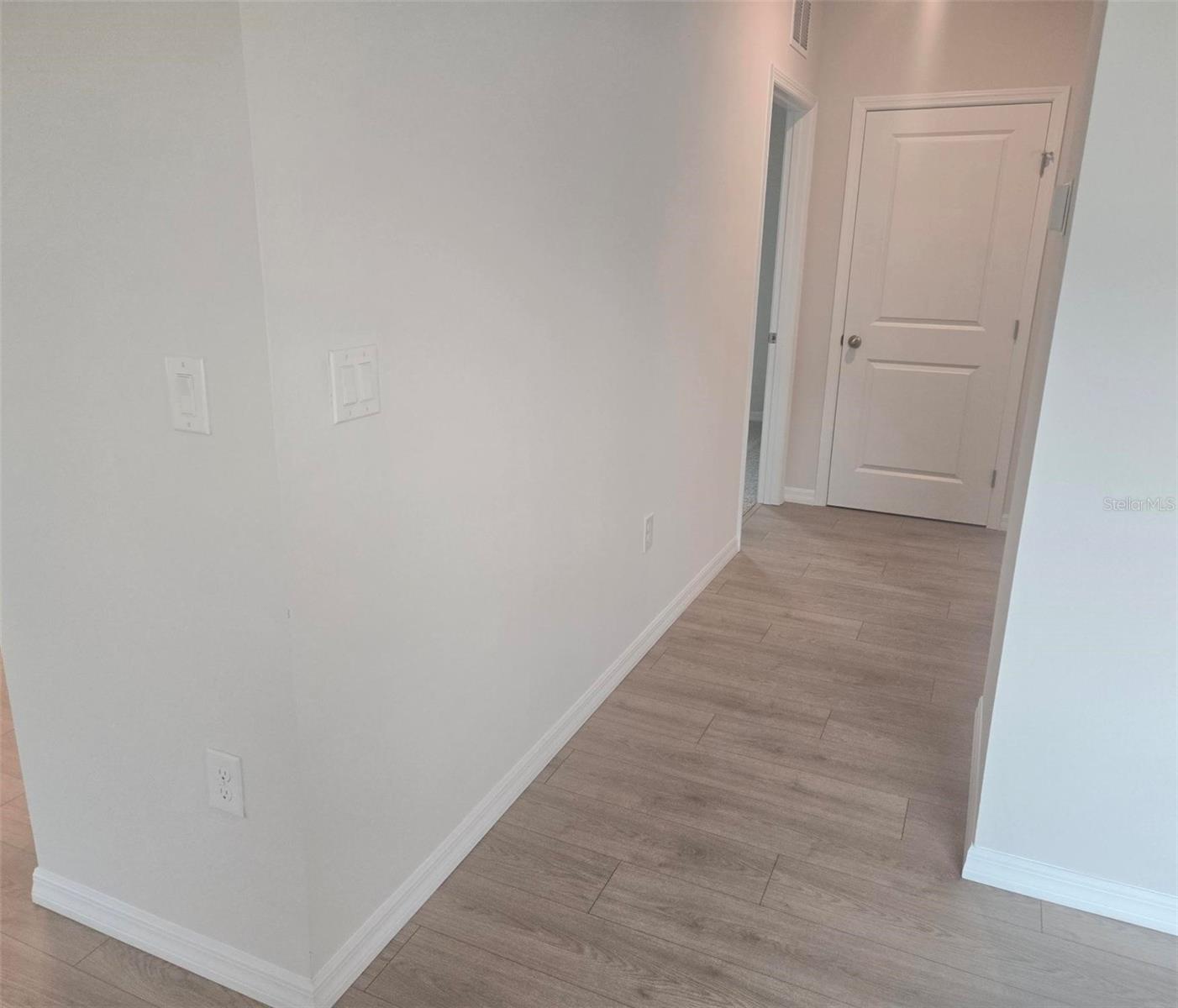1830 HAMMOCK TRACE DR — photo 4