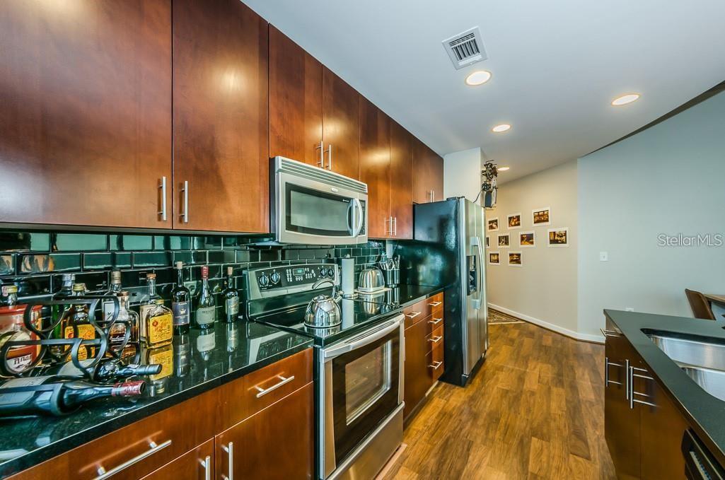 777 N ASHLEY DR #2403 — photo 8