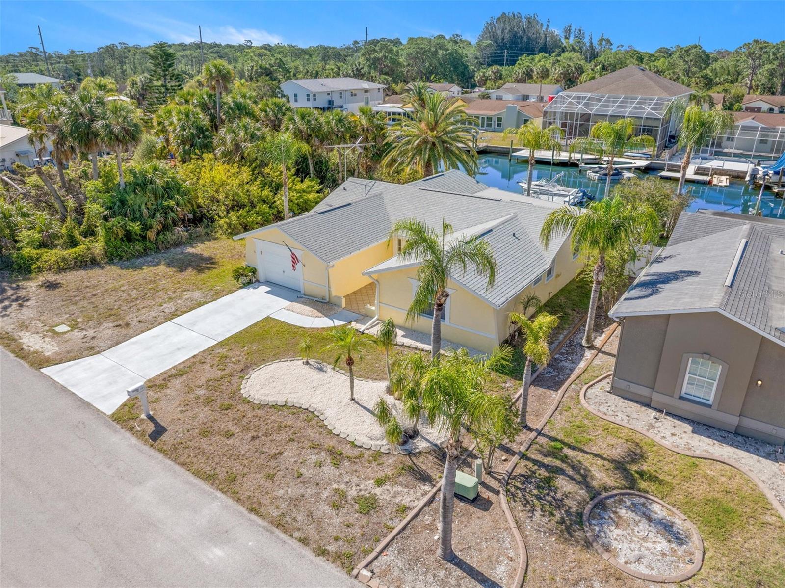 7418 ISLANDER LN — photo 36