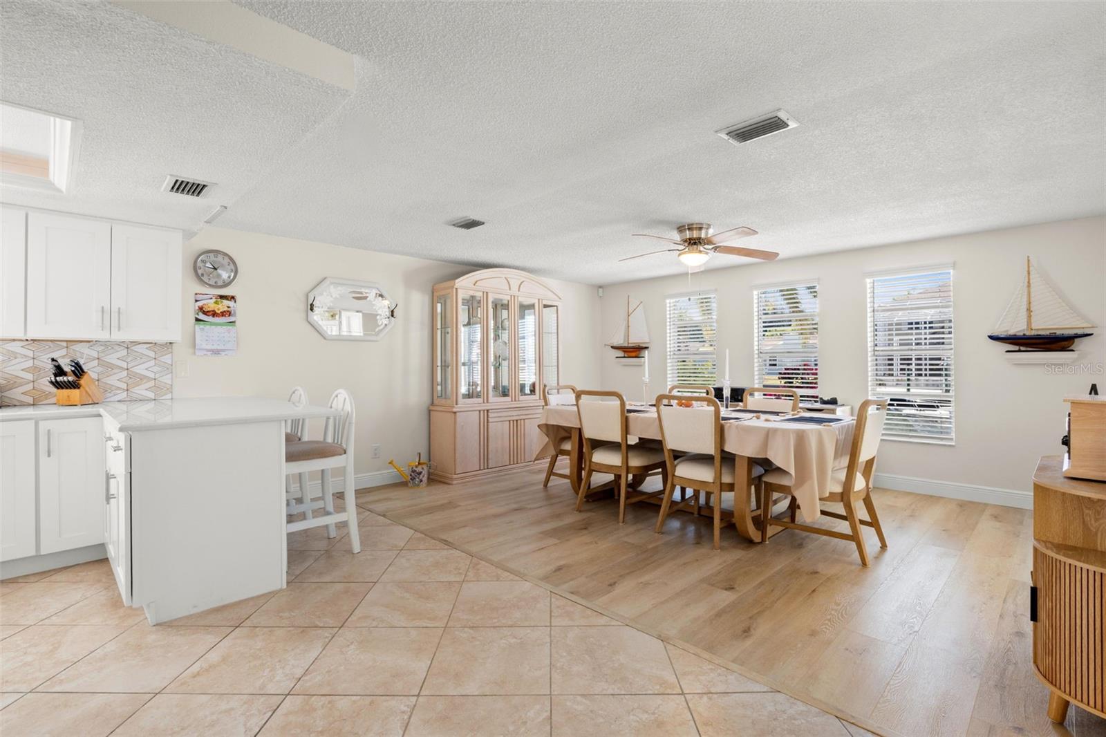 7418 ISLANDER LN — photo 8