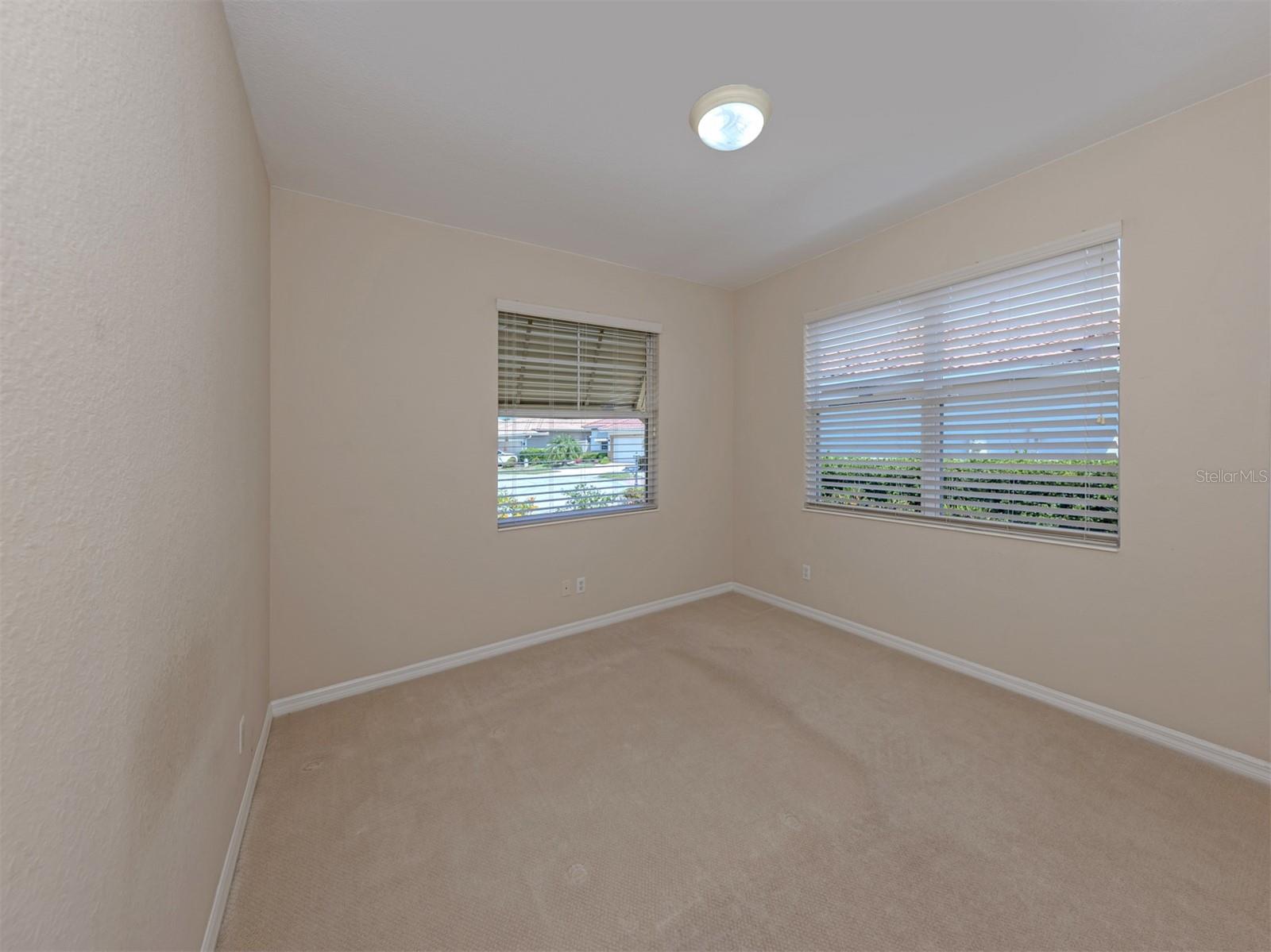 101 MESTRE PL — photo 22