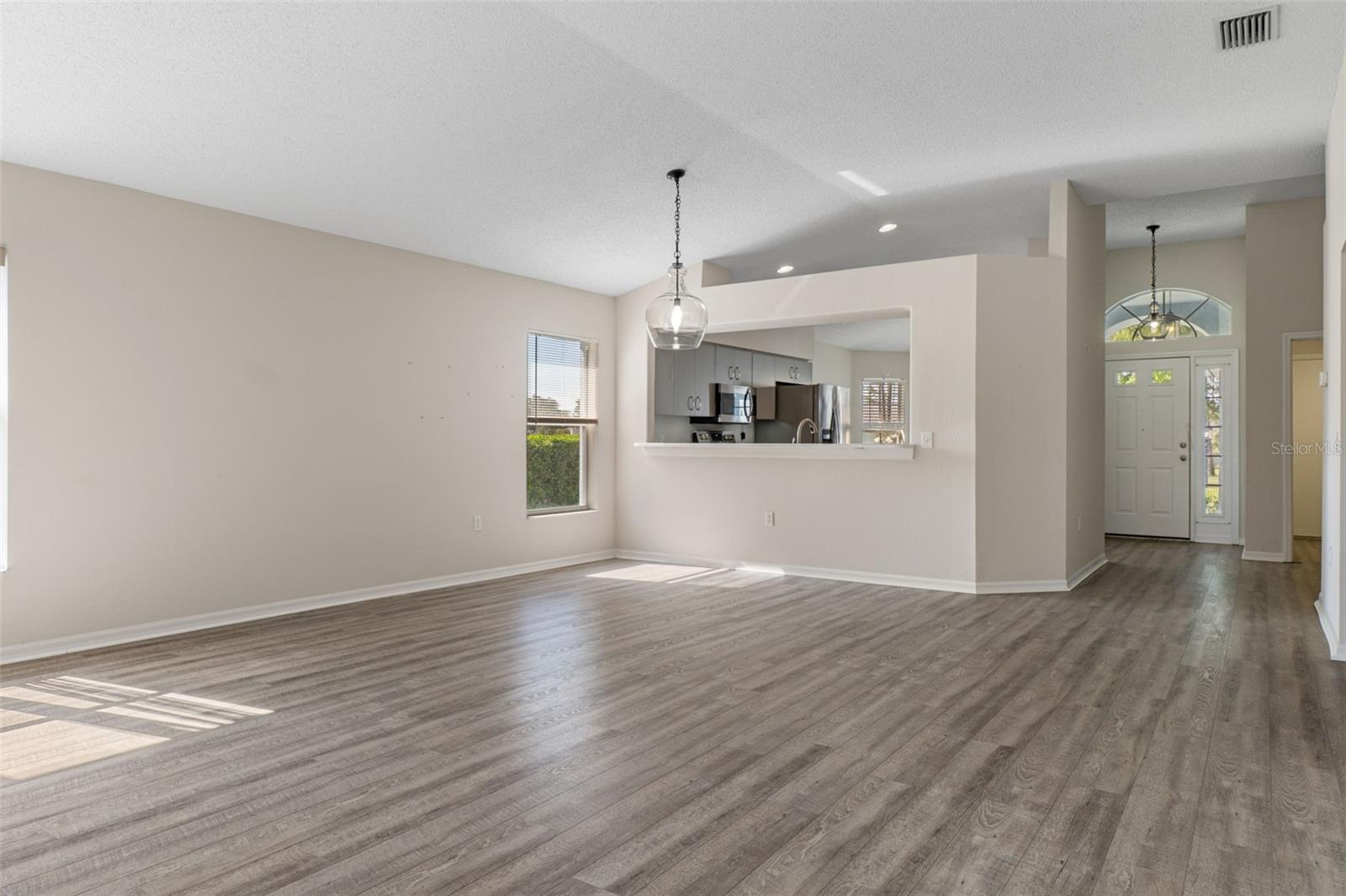 18236 WEBSTER GROVE DR — photo 13