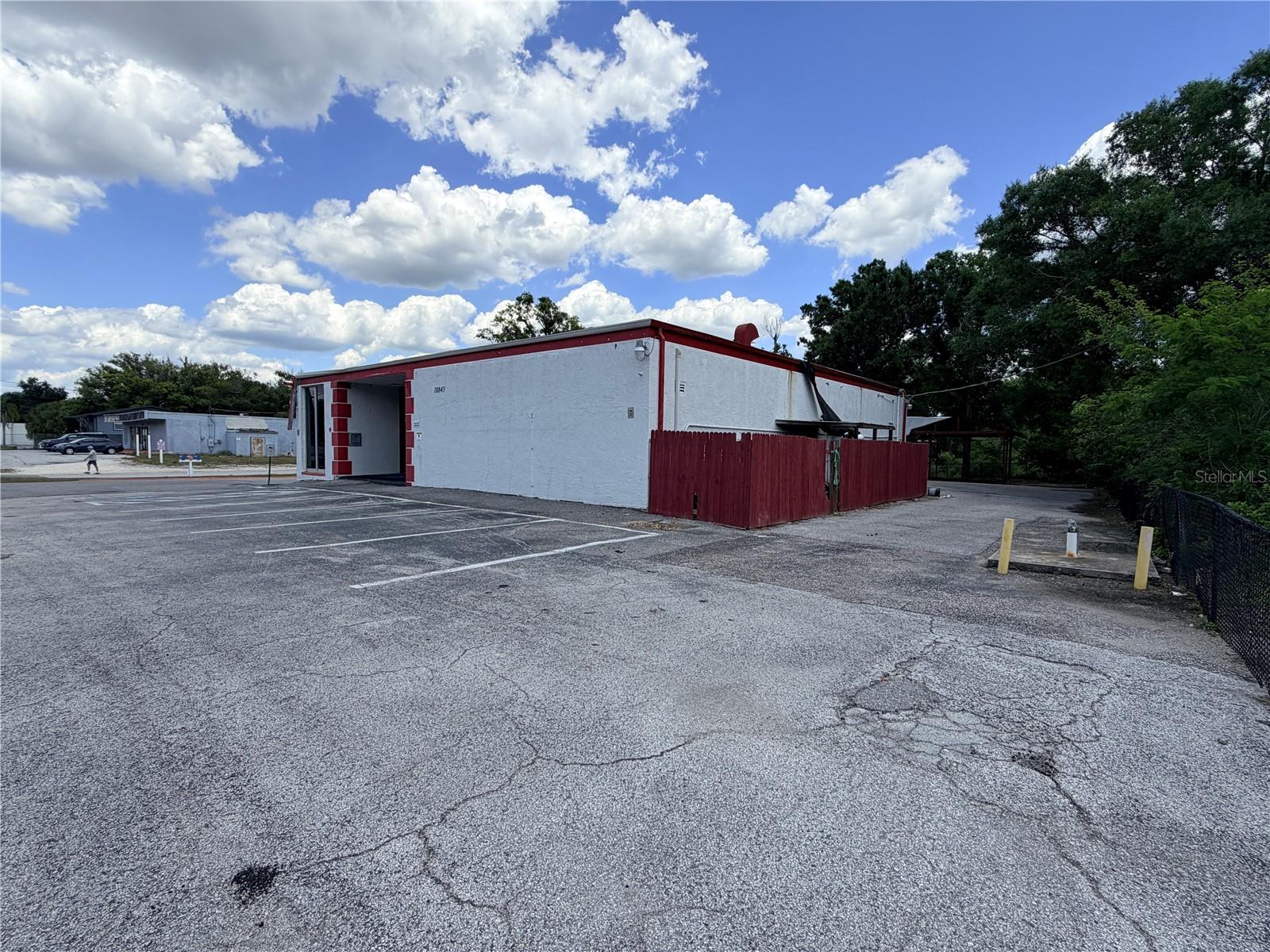18843 N 41 HWY — photo 10