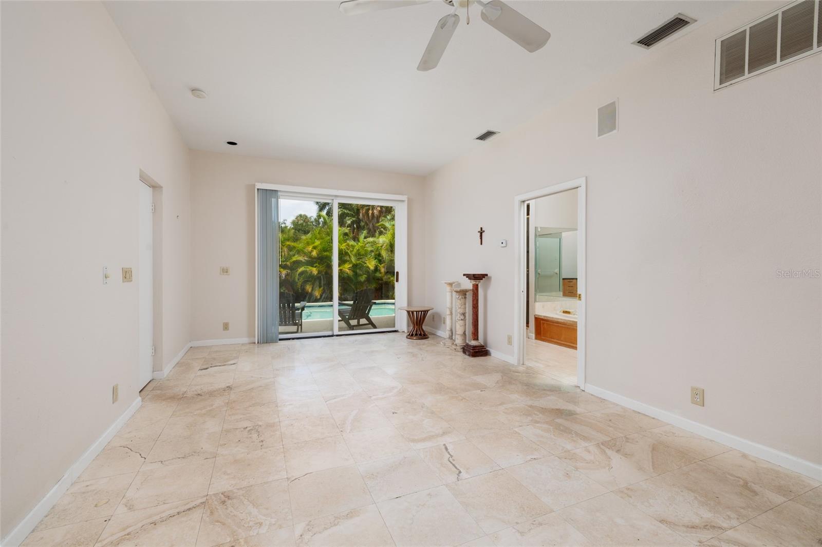 300 BRIGHTWATERS BLVD NE — photo 24