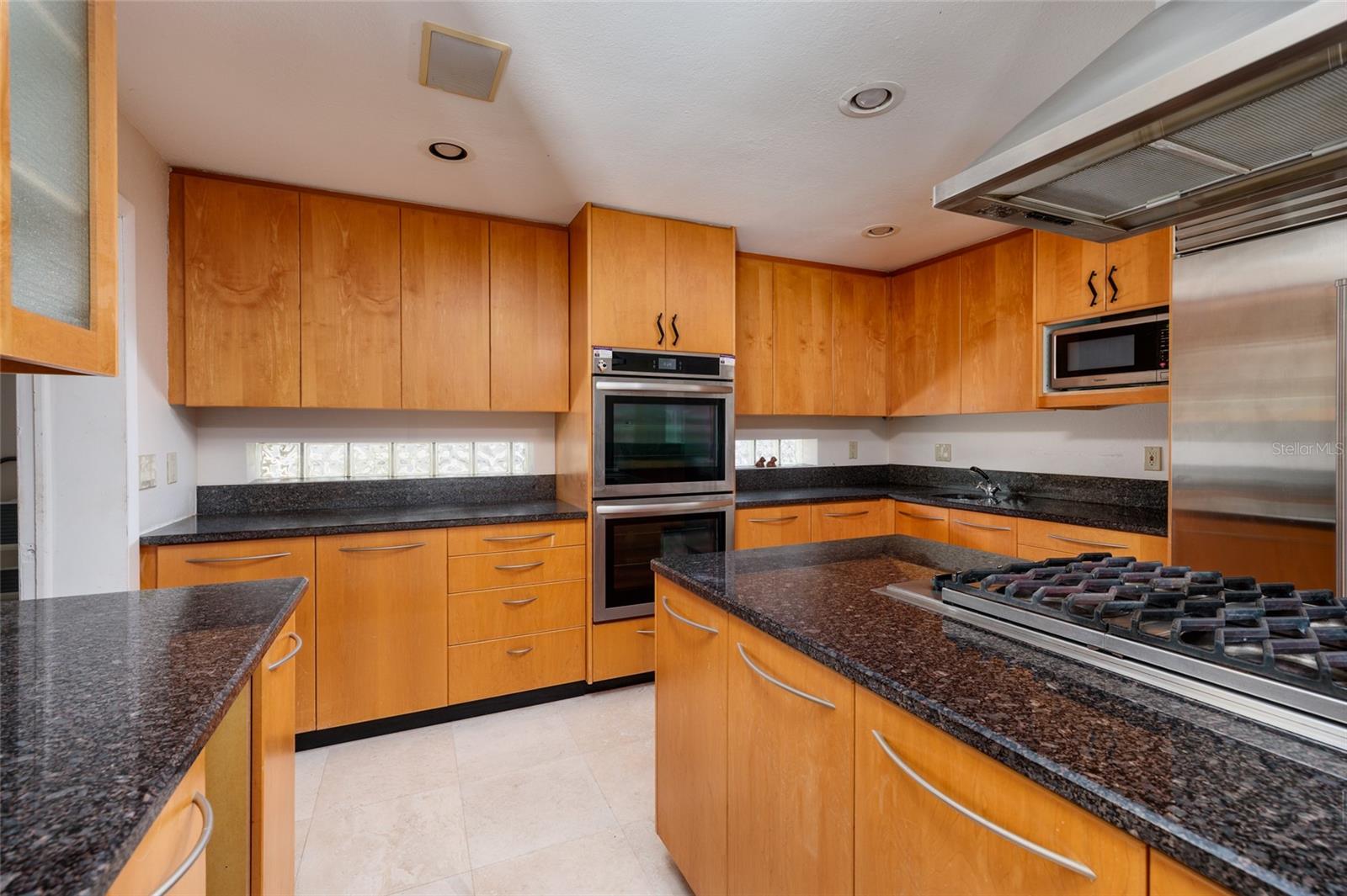 300 BRIGHTWATERS BLVD NE — photo 14