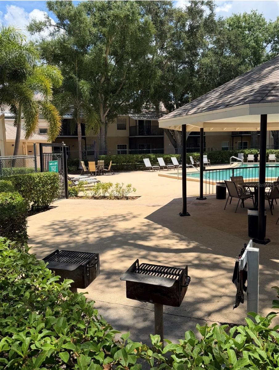3815 N OAK DR #G71 — photo 42
