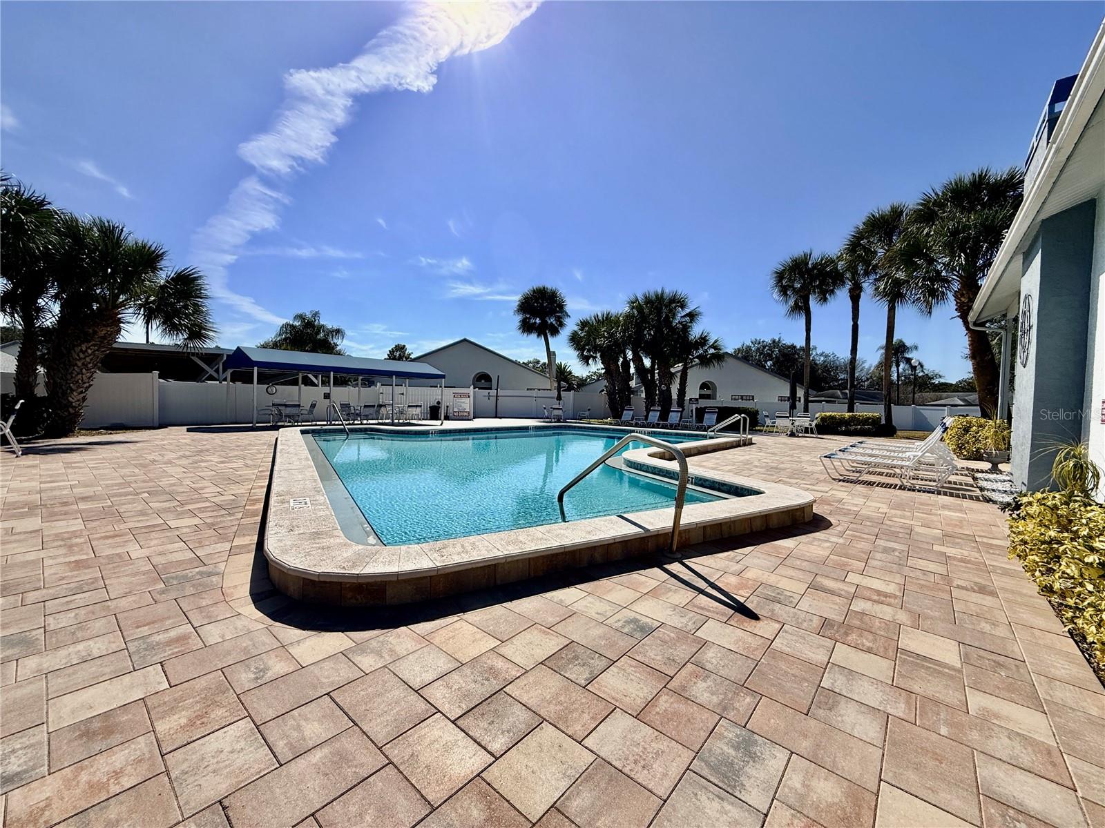 2749 COUNTRYSIDE BLVD #14 — photo 31