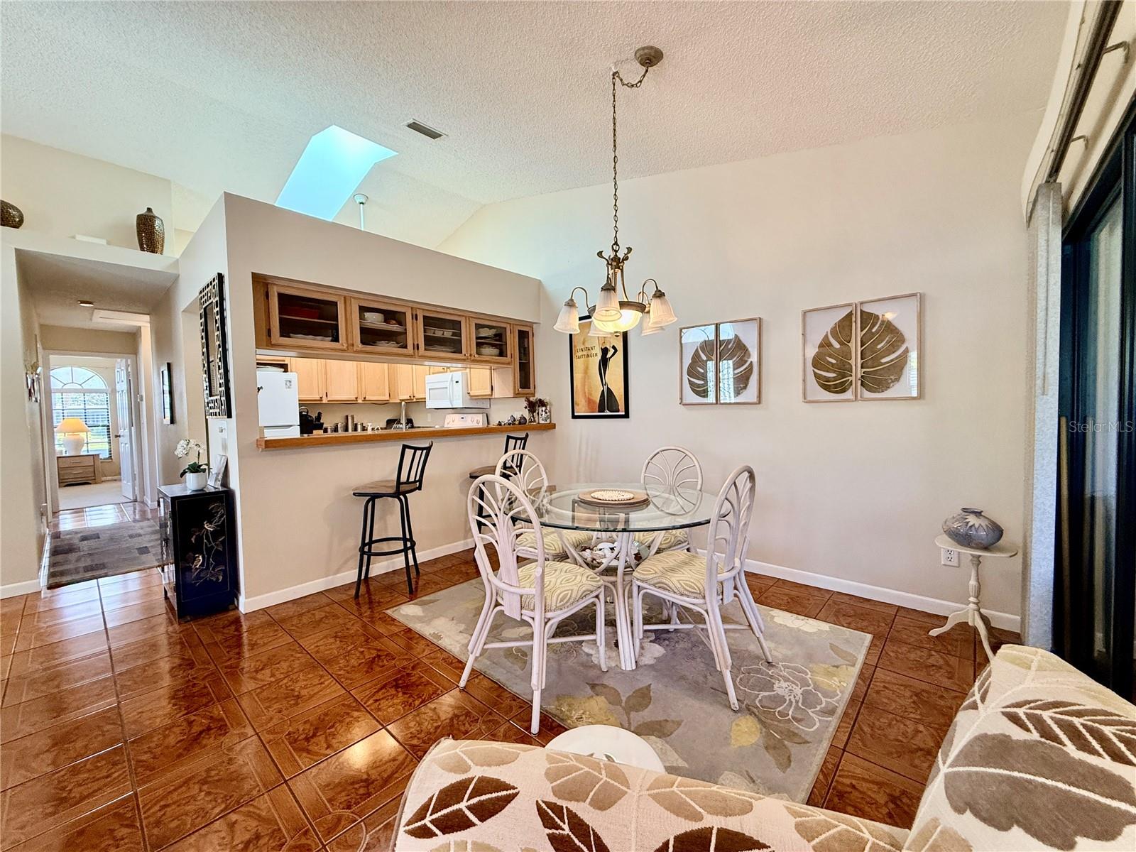 2749 COUNTRYSIDE BLVD #14 — photo 7