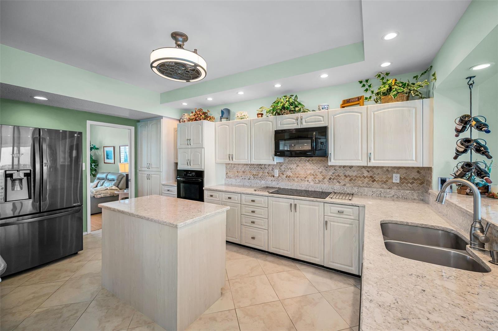 7882 SAILBOAT KEY BLVD S #605 — photo 15