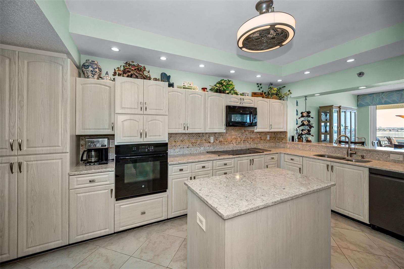 7882 SAILBOAT KEY BLVD S #605 — photo 19