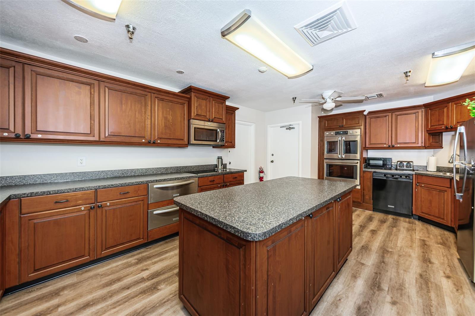 7882 SAILBOAT KEY BLVD S #605 — photo 51