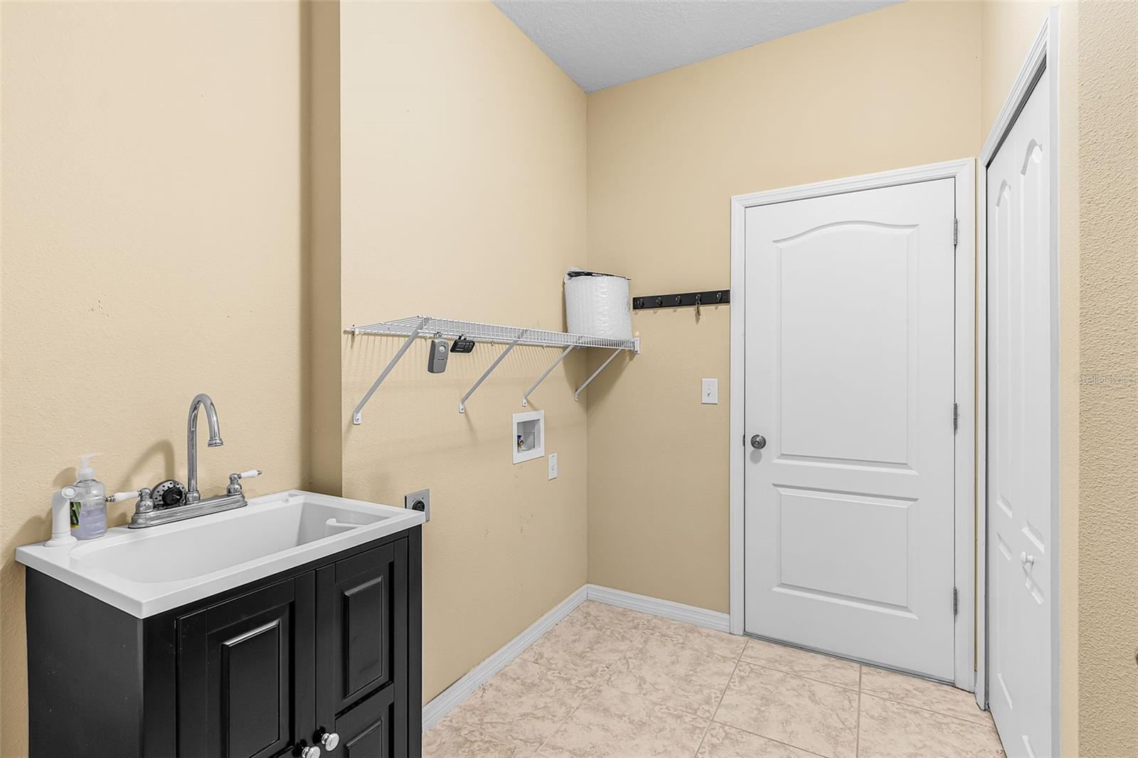 8531 KARPEAL DR — photo 25