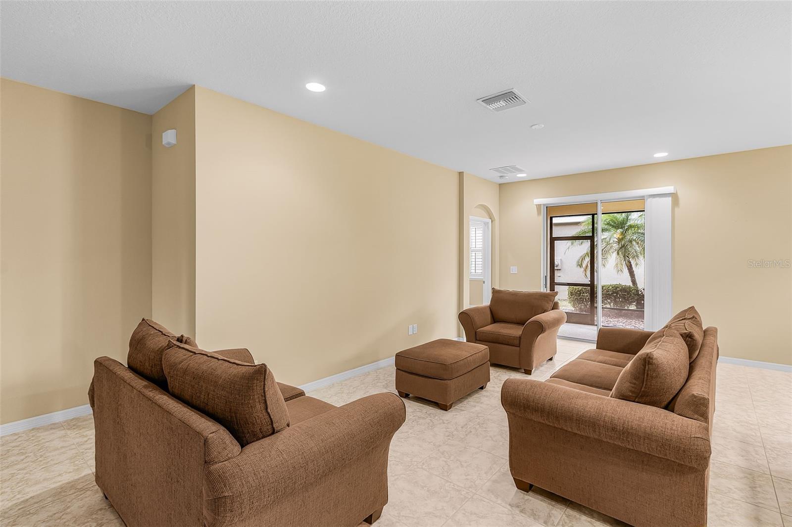 8531 KARPEAL DR — photo 7
