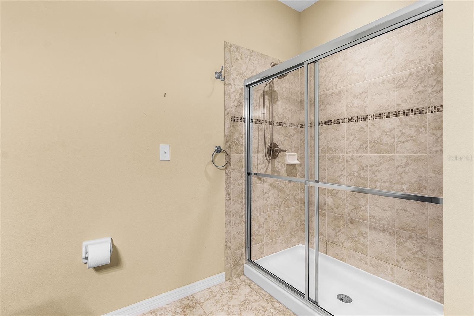 8531 KARPEAL DR — photo 21